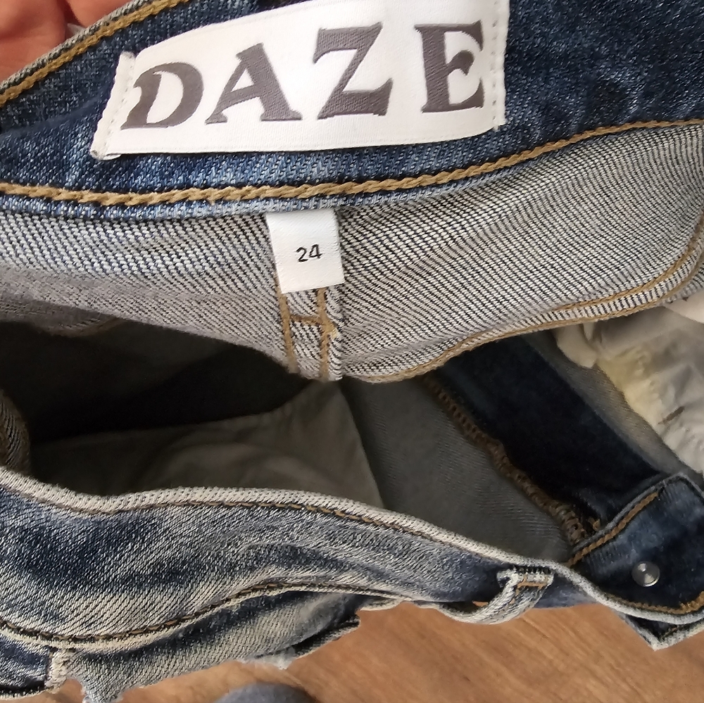 Like New Daze Far Out High Rise Wide Leg - Picture 3 of 3
